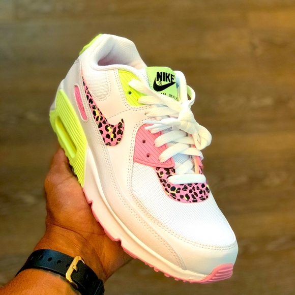 Nike Air Max 90 “ Pink barely Volt “ - Picture 2 of 8